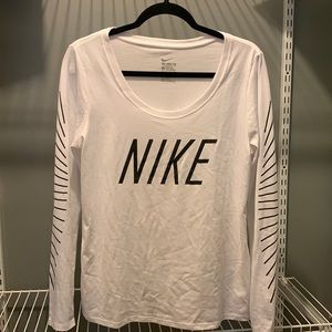 Nike long sleeve top